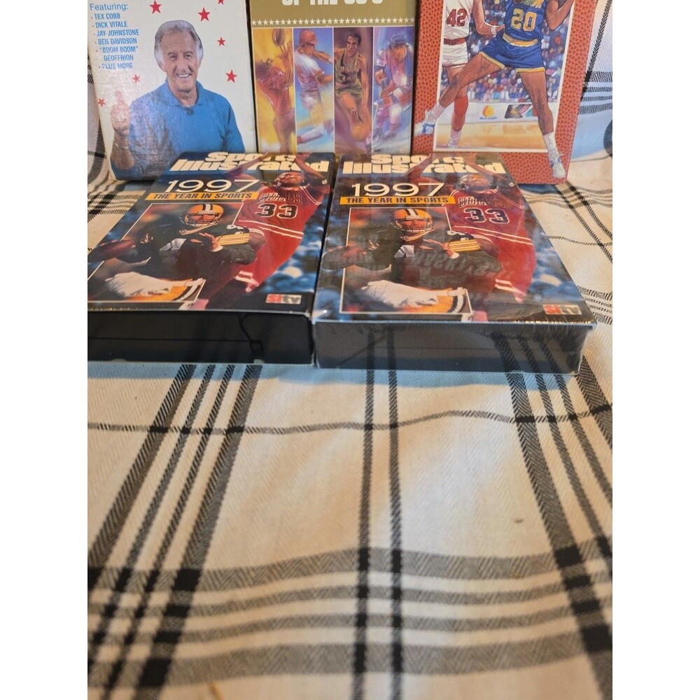 Bob Uecker Sports VHS Tapes Great Moments Basketball‎ Sports Illustrated 80s 90s - Picture 2 of 9